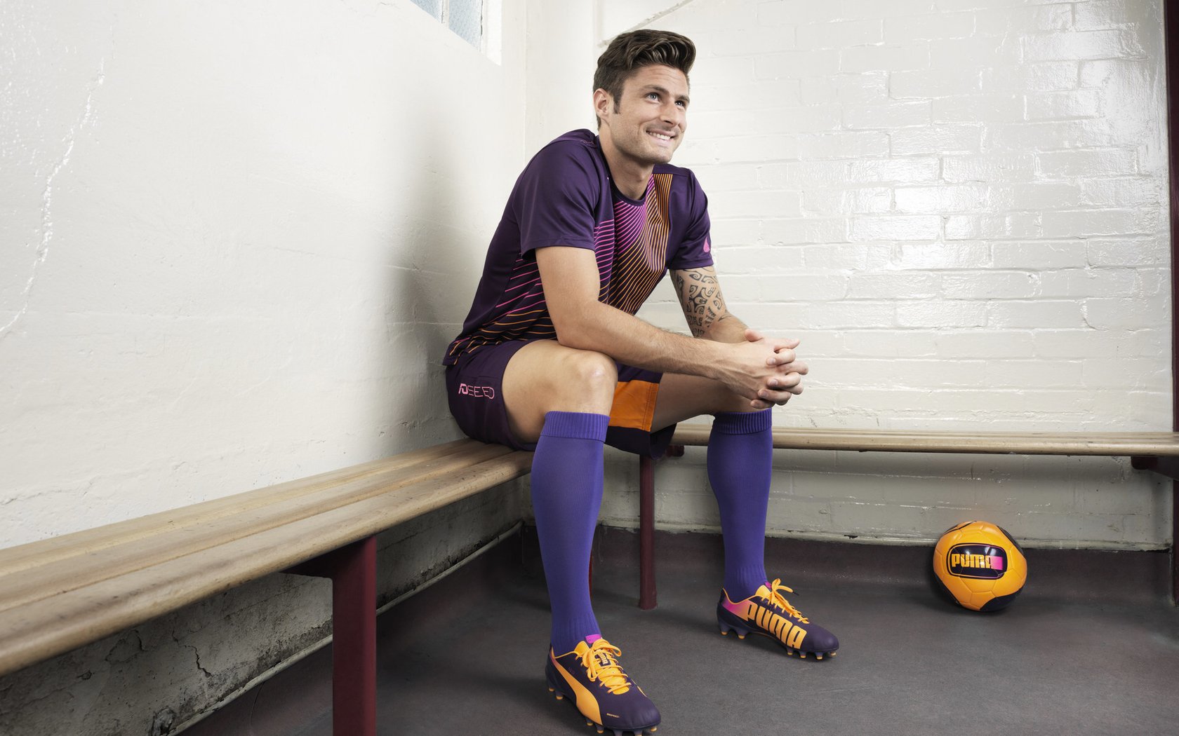 最新联赛排名：豪门深陷泥潭，新晋升球队表现抢眼，最好的联赛